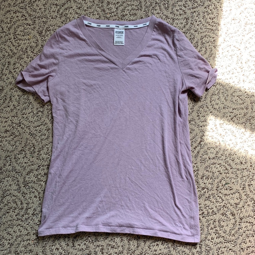 VS pink v neck shirt